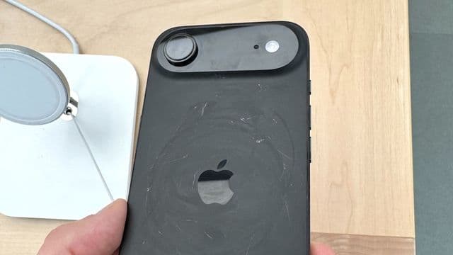 People aren’t buying Apple’s iPhone 17 ‘scratchgate’ explanation