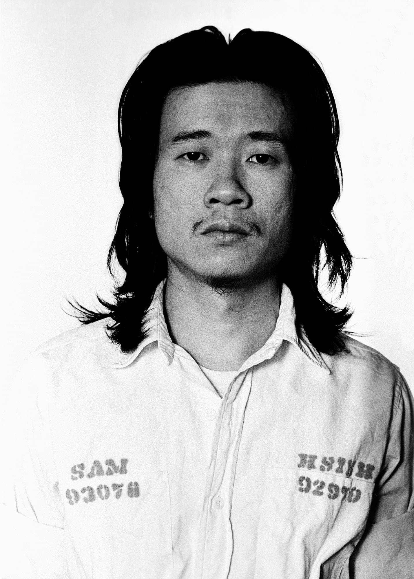 Inside the book that documents Tehching Hsieh’s year spent in a cage
