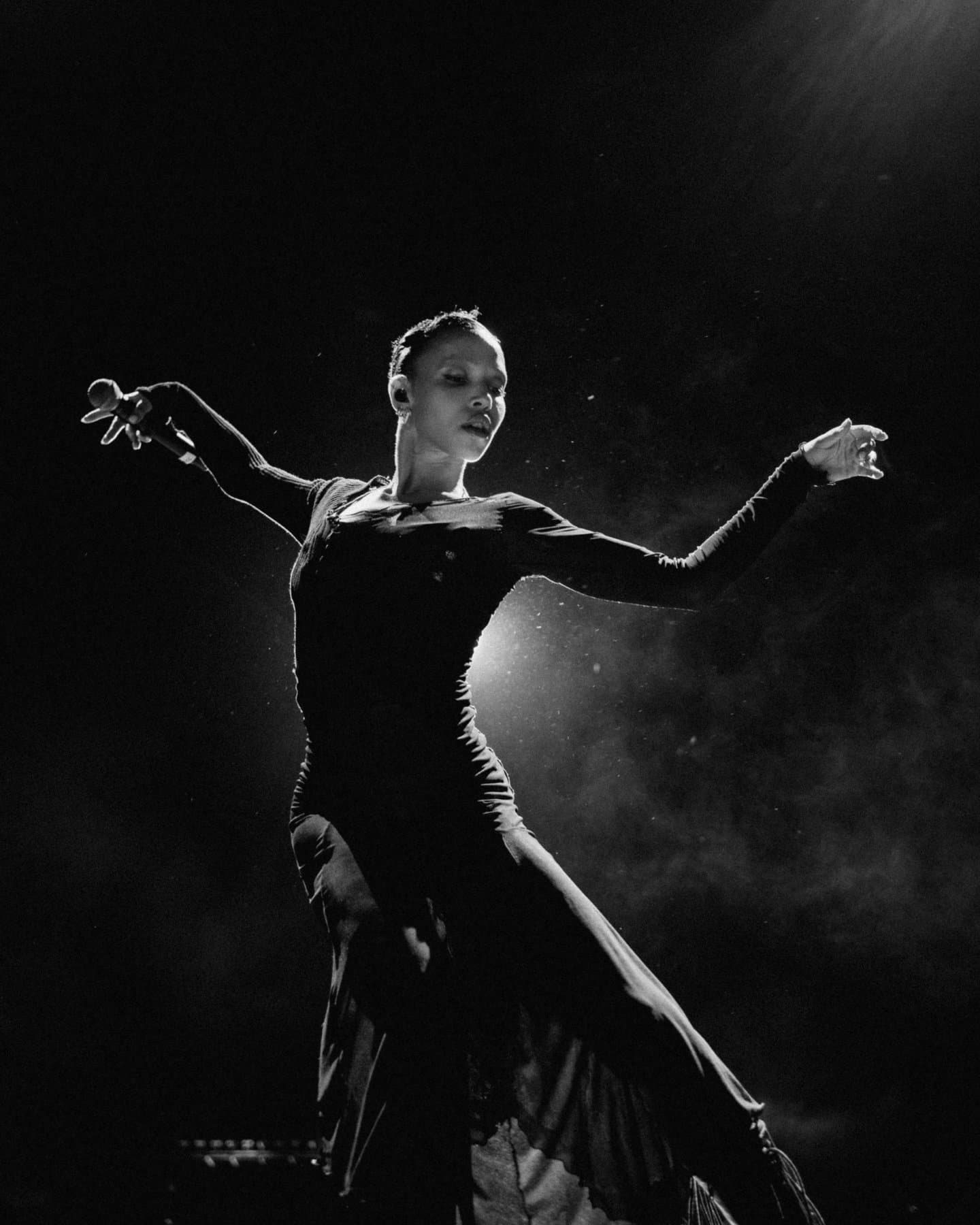 Deepak Panglia on capturing FKA Twigs’ “dreamlike intimacy” on-stage