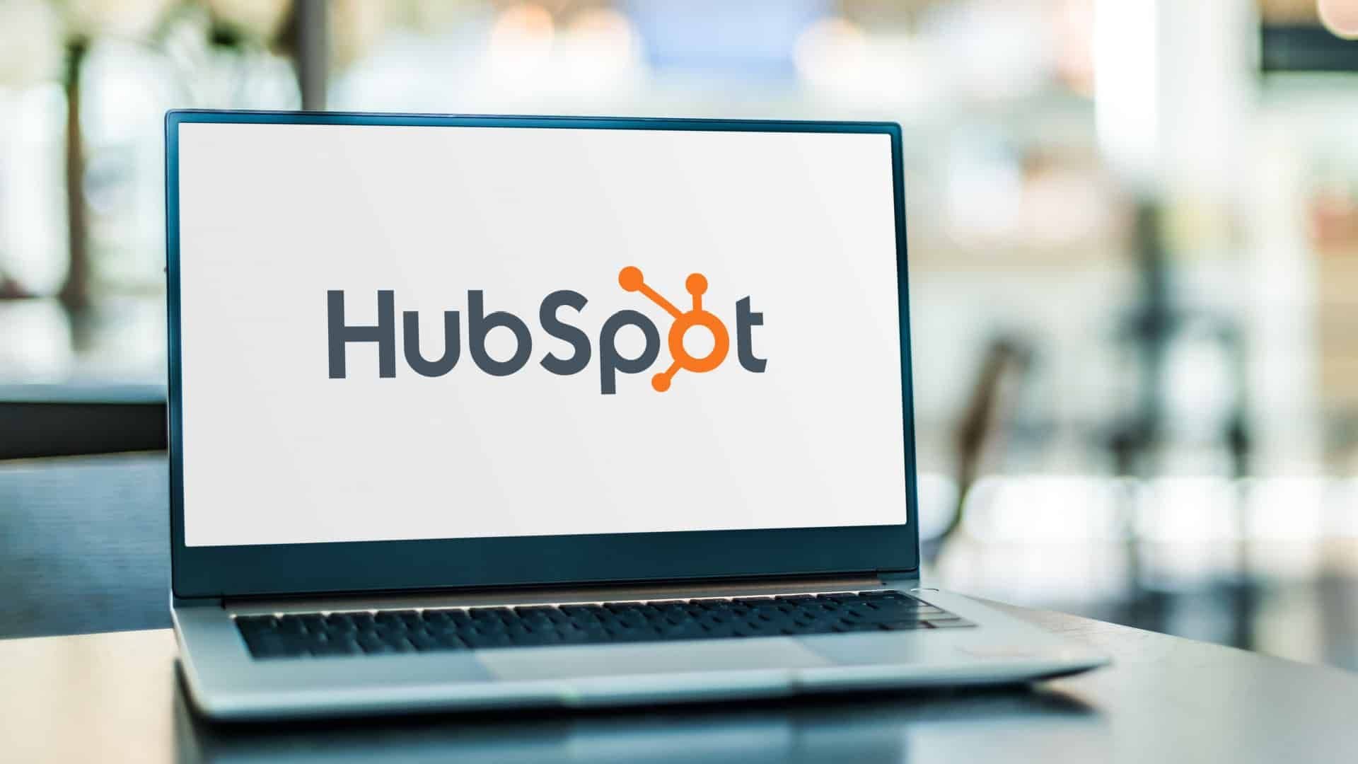 Smarter reporting, AI enhancements lead HubSpot’s September 2025 updates
