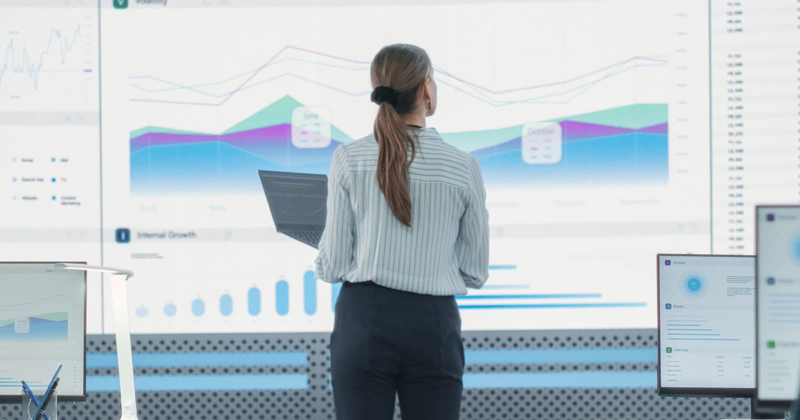 Can AEO/GEO Startups Beat Established SEO Tool Companies?