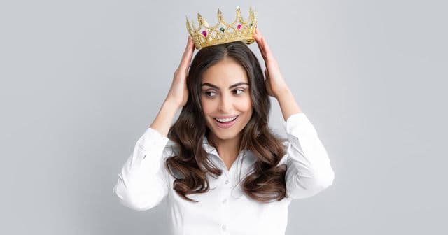 Open Source Versus Proprietary Platforms