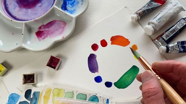 Always mixing muddy colours? Here’s the fix