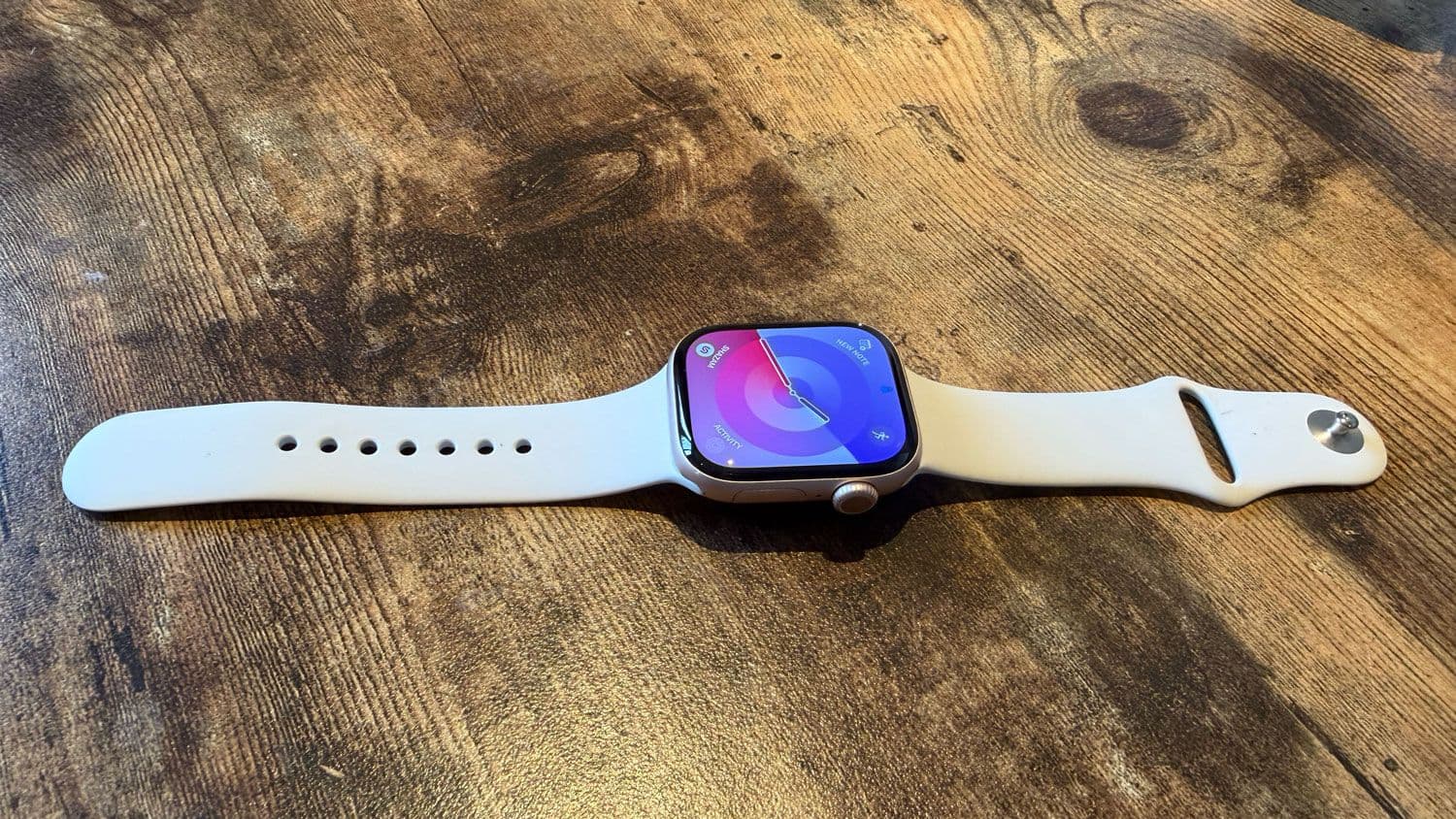 The Apple Watch 11 I wear everyday just dropped 25% in record flash deal